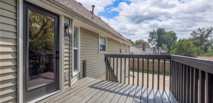 Homes for Sale in Liberty, MO 64068 | 1124  Amesbury Avenue