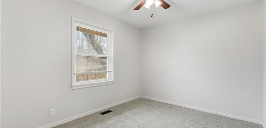 Homes for Sale in Kansas City, MO 64155 | 11018 N Kenwood Avenue