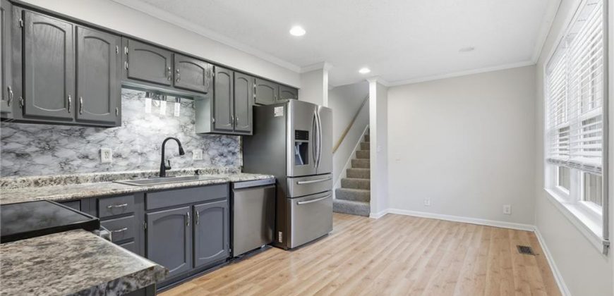 Homes for Sale in Kansas City, MO 64155 | 11018 N Kenwood Avenue