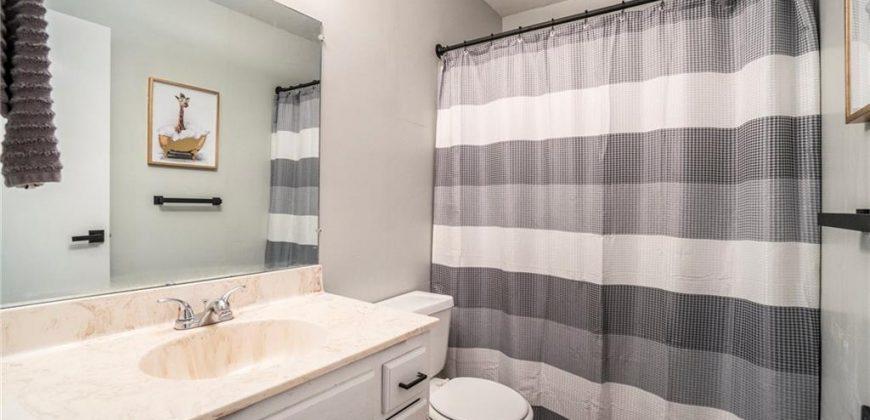 Homes for Sale in Gladstone, MO 64119 | 5820 N Indiana Avenue