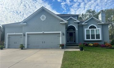 Homes for Sale in Kansas City, MO 64157 | 10609 NE 102nd Terrace