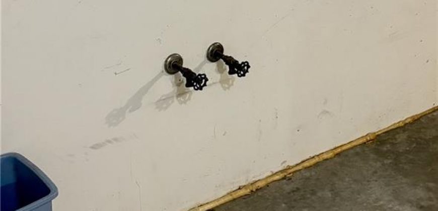 Homes for Sale in Kansas City, MO 64155 | 100 NE 111th Street