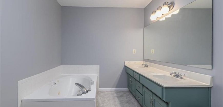 Homes for Sale in Kansas City, MO 64151 | 4214 NW 78th Street