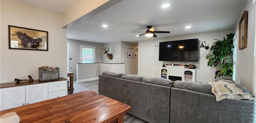 Homes for Sale in Excelsior Springs, MO 64024 | 812  Apple Blossom Street