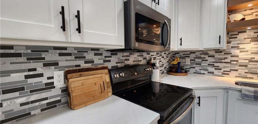 Homes for Sale in Excelsior Springs, MO 64024 | 812  Apple Blossom Street