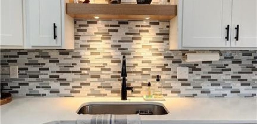 Homes for Sale in Excelsior Springs, MO 64024 | 812  Apple Blossom Street