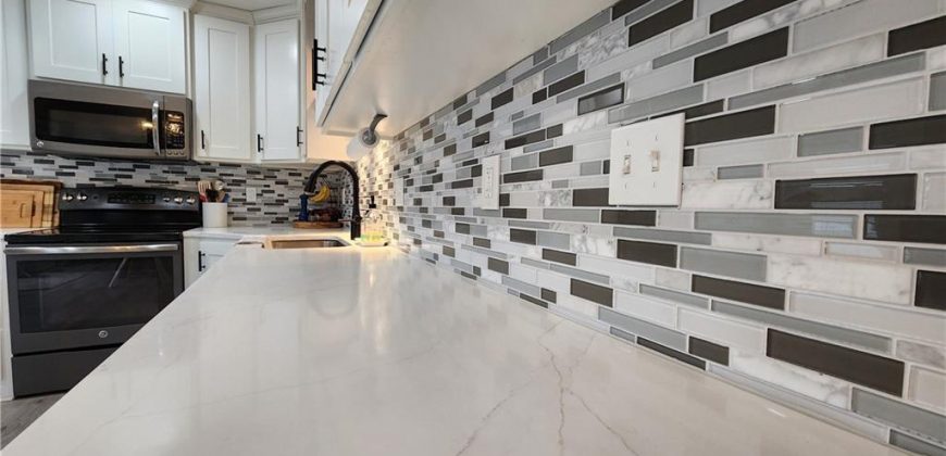 Homes for Sale in Excelsior Springs, MO 64024 | 812  Apple Blossom Street