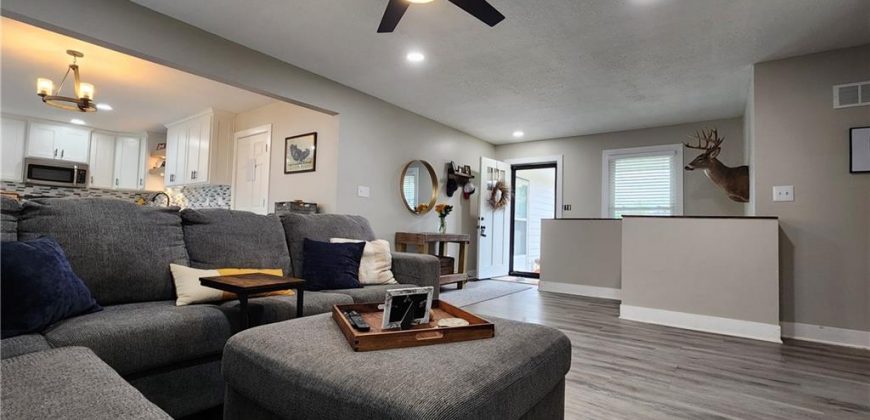 Homes for Sale in Excelsior Springs, MO 64024 | 812  Apple Blossom Street