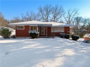 7019-N-Elm-Street-mls-2584445-image-1