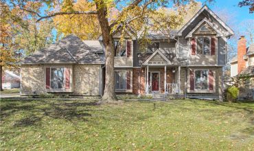 Homes for Sale in Gladstone, MO 64119 | 116  The Woodlands Drive