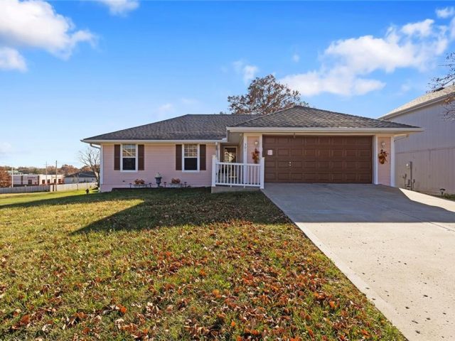 Homes for Sale in Kansas City, MO 64155 | 301 NE 103rd Street