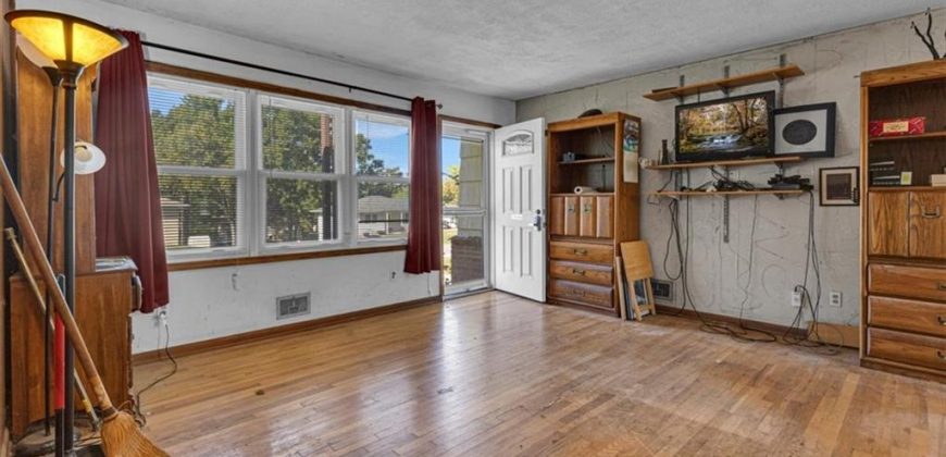 Homes for Sale in Kansas City, MO 64155 | 8921 N Charlotte Street