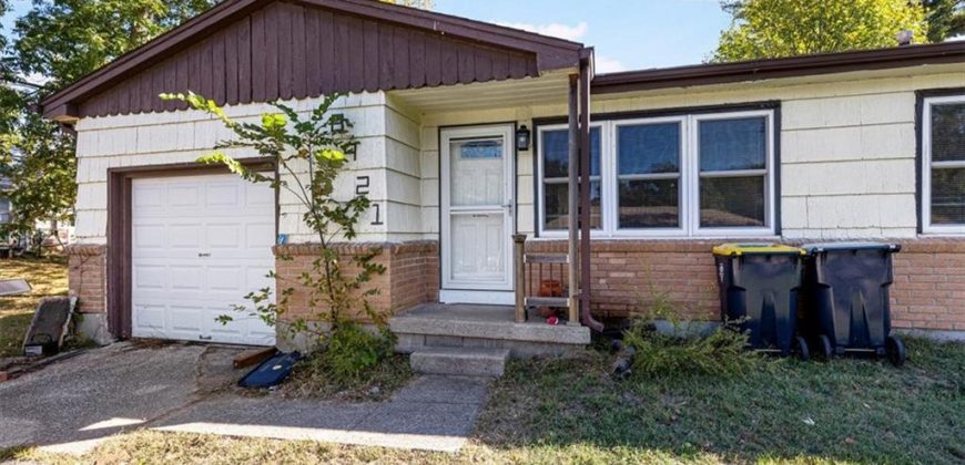 Homes for Sale in Kansas City, MO 64155 | 8921 N Charlotte Street