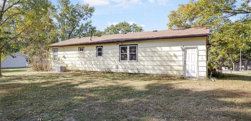 Homes for Sale in Kansas City, MO 64155 | 8921 N Charlotte Street