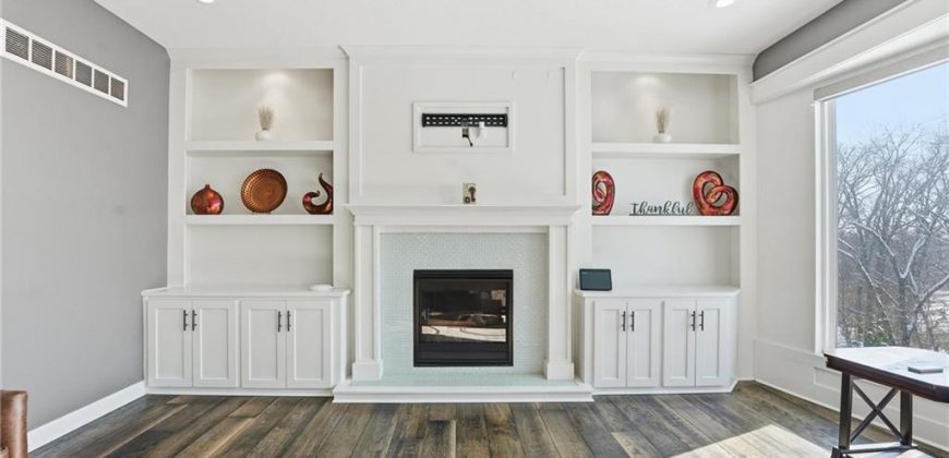 Homes for Sale in Parkville, MO 64152 | 5950  Thousand Oaks Drive