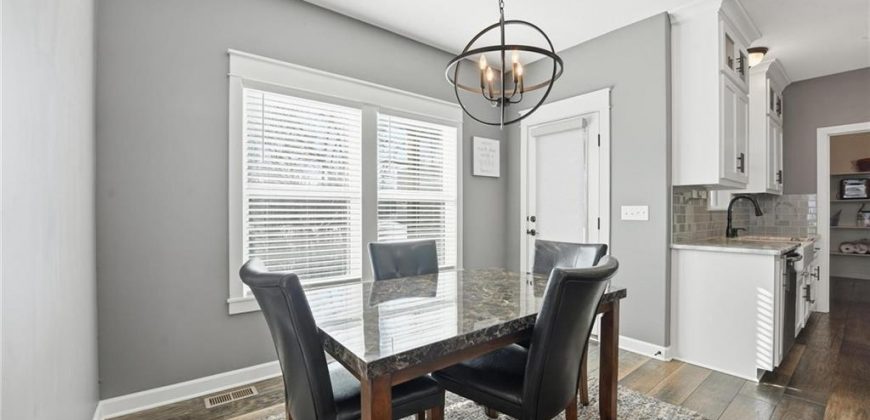 Homes for Sale in Parkville, MO 64152 | 5950  Thousand Oaks Drive