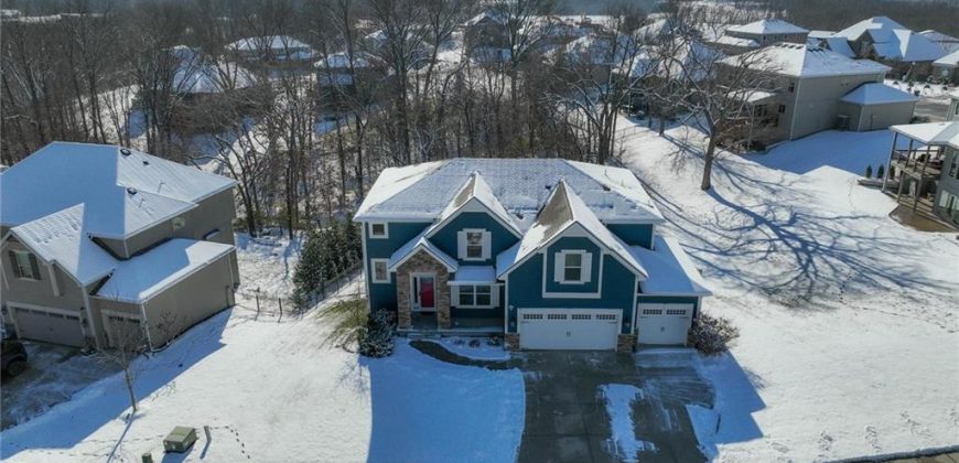 Homes for Sale in Parkville, MO 64152 | 5950  Thousand Oaks Drive