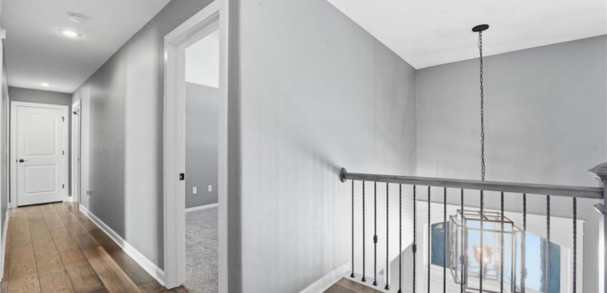 Homes for Sale in Parkville, MO 64152 | 5950  Thousand Oaks Drive