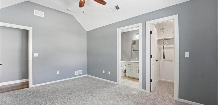 Homes for Sale in Parkville, MO 64152 | 5950  Thousand Oaks Drive