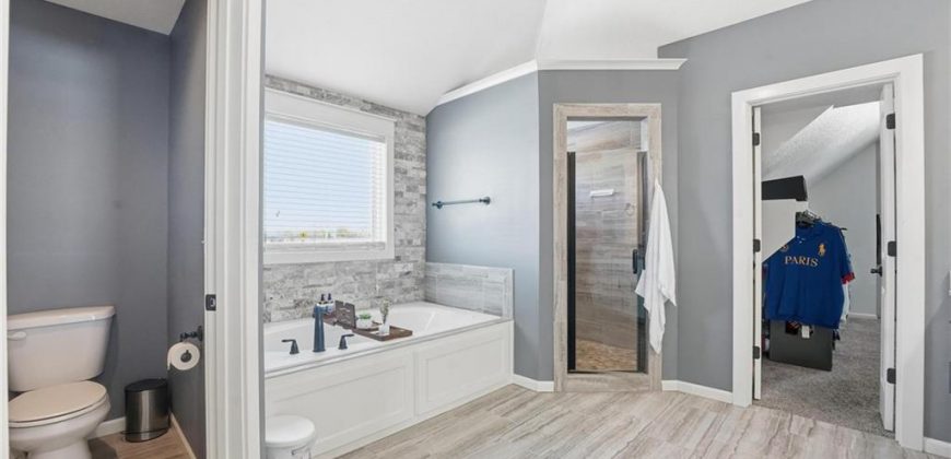 Homes for Sale in Parkville, MO 64152 | 5950  Thousand Oaks Drive