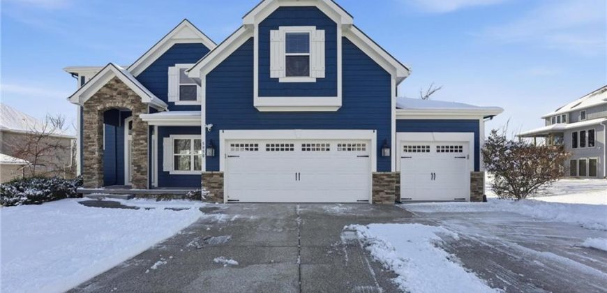 Homes for Sale in Parkville, MO 64152 | 5950  Thousand Oaks Drive