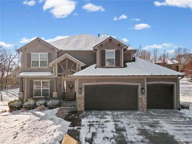 Homes for Sale in Kansas City, MO 64156 | 4411 NE 94th Court