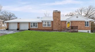 Homes for Sale in Kansas City, MO 64118 | 407 NE 61st Terrace