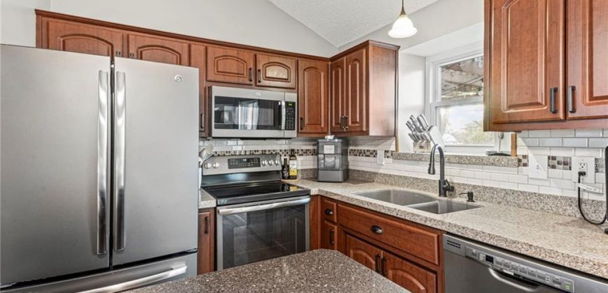 Homes for Sale in Kansas City, MO 64152 | 8032 N Everton Avenue