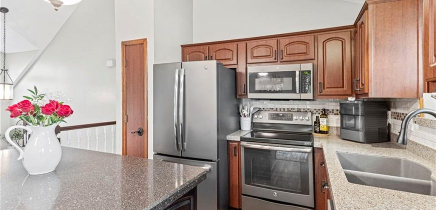 Homes for Sale in Kansas City, MO 64152 | 8032 N Everton Avenue