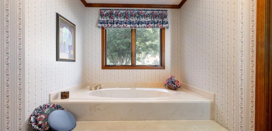 Homes for Sale in Weatherby Lake, MO 64152 | 8201 NW Potomac Avenue