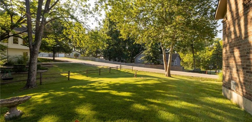 Homes for Sale in Weatherby Lake, MO 64152 | 8201 NW Potomac Avenue