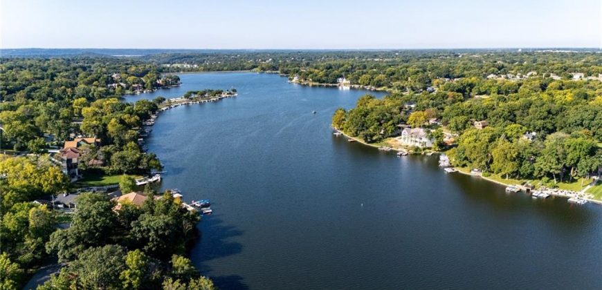 Homes for Sale in Weatherby Lake, MO 64152 | 8201 NW Potomac Avenue