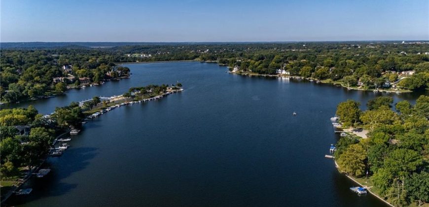 Homes for Sale in Weatherby Lake, MO 64152 | 8201 NW Potomac Avenue