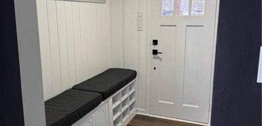 Homes for Sale in Liberty, MO 64068 | 320 N Fairview Avenue