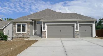 Homes for Sale in Kansas City, MO 64157 | 11440 N Auburndale Circle