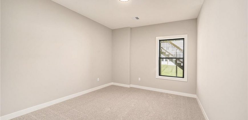 Homes for Sale in Kansas City, MO 64157 | 7602 NE 103rd Street