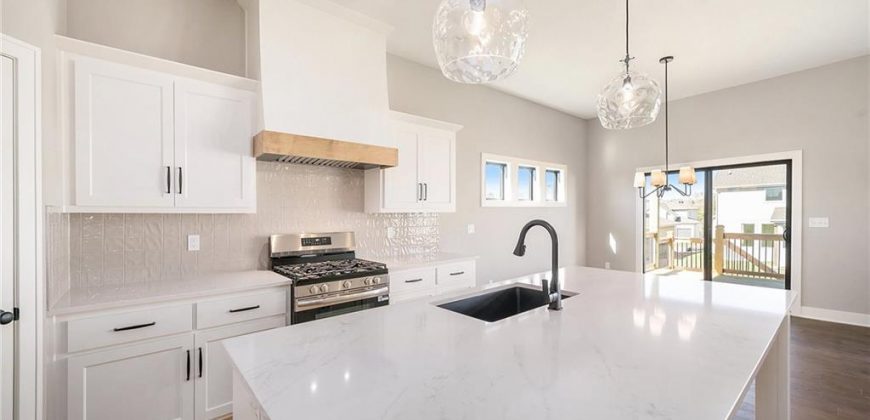 Homes for Sale in Kansas City, MO 64157 | 7602 NE 103rd Street