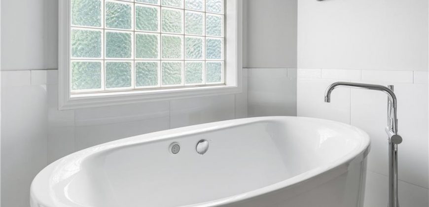 Homes for Sale in Kansas City, MO 64157 | 9020 N Oxford Avenue