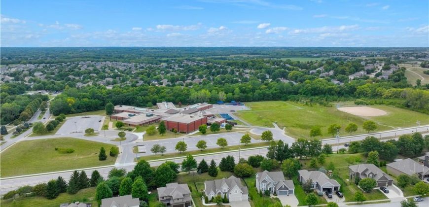 Homes for Sale in Kansas City, MO 64157 | 9020 N Oxford Avenue