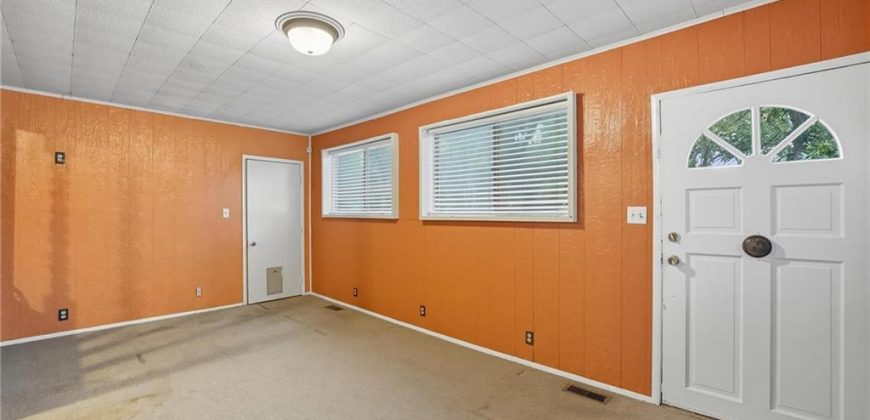 Homes for Sale in Gladstone, MO 64119 | 3712 NE 57th Terrace