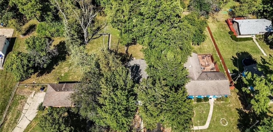 Homes for Sale in Gladstone, MO 64119 | 3712 NE 57th Terrace