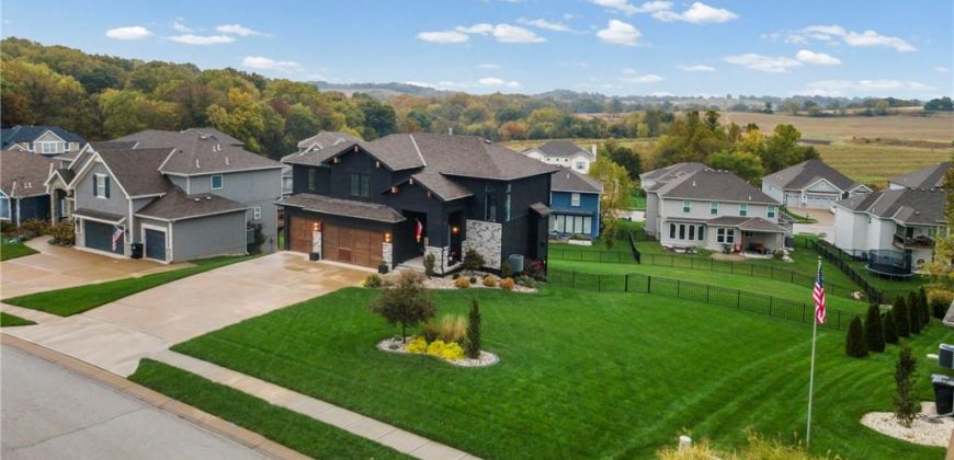 Homes for Sale in Platte City, MO 64079 | 17950 NW 130th Street