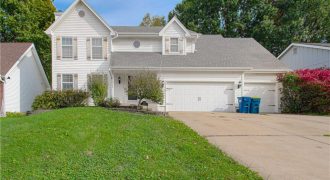 Homes for Sale in Liberty, MO 64068 | 1323  Amesbury Avenue