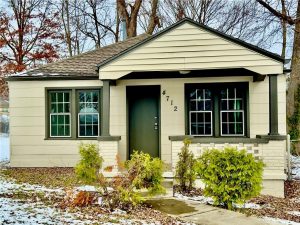 4712-NE-46th-Terrace-mls-2584453-image-1