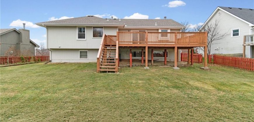 Homes for Sale in Liberty, MO 64068 | 828  Black Oak Drive