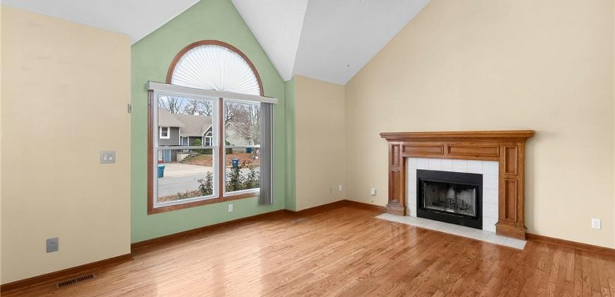 Homes for Sale in Liberty, MO 64068 | 828  Black Oak Drive