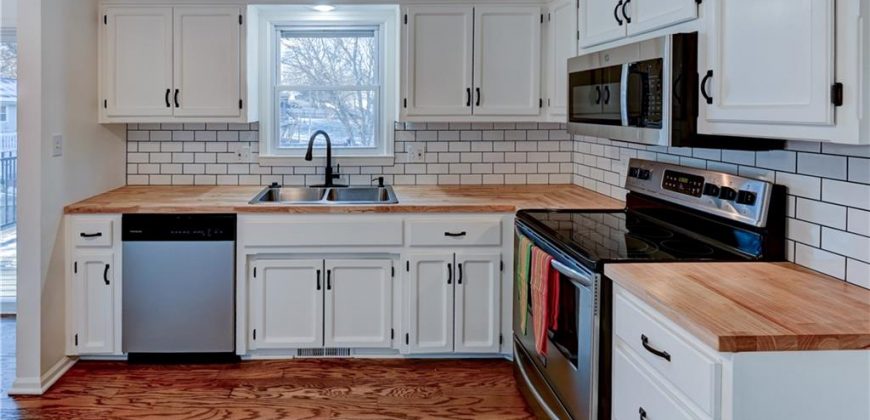 Homes for Sale in Liberty, MO 64068 | 74  Beauregarde Circle