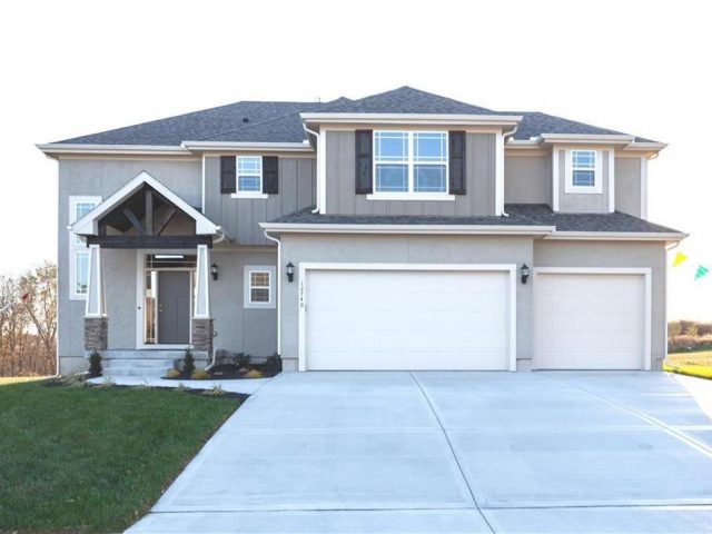 Homes for Sale in Platte City, MO 64079 | 12740 N Imperial Drive