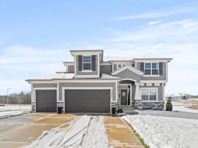 Homes for Sale in Kansas City, MO 64157 | 10308 N Oakland Avenue