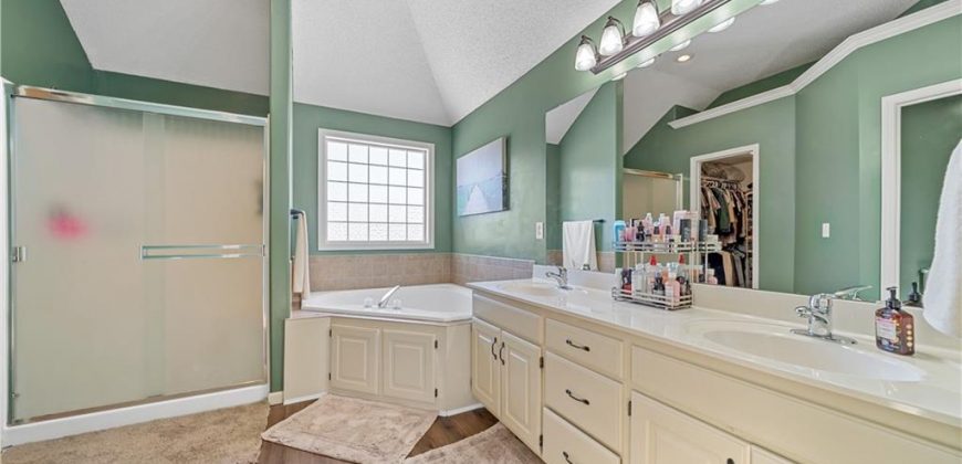 Homes for Sale in Kansas City, MO 64157 | 9711 N Donnelly Avenue